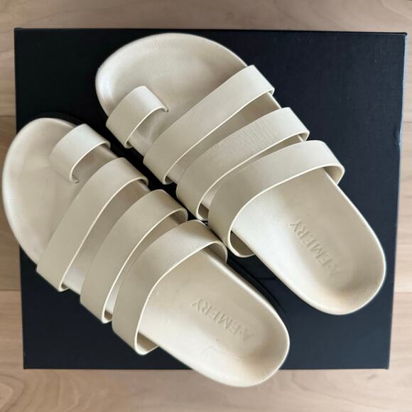 A.EMERY Eli Sandals In Egg Shell SZ 7 - Picture 1 of 5